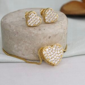 CONJUNTO BRINCO E COLAR CORAÇÃO CRAVEJADO MICRO ZIRCÔNIA BANHADO A OURO 18K