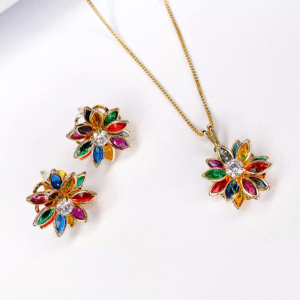 CONJUNTO BRINCO E COLAR FLOR PÉTALAS COLORIDAS BANHADO A OURO 18K